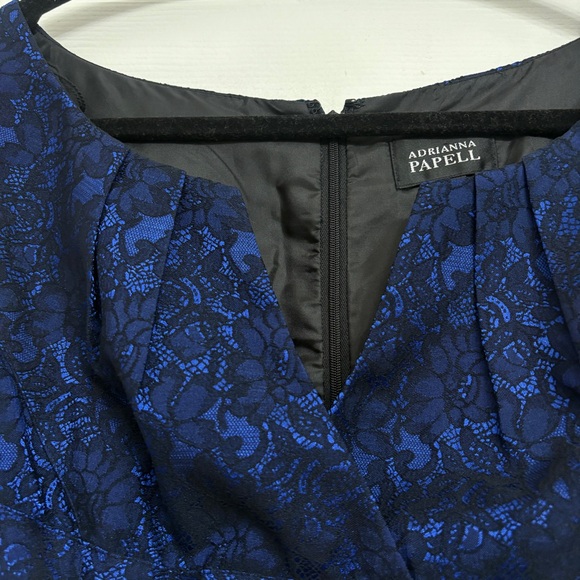 Adrianna Papell Navy Blue Lace Sheath Dress | V-Neck Ruched Sz 10 Wedding - Picture 6 of 13